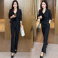 Eleganter strukturierter Anzug – kurze Jacke und Hose mit weitem Bein